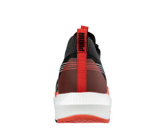 Voorbeeld: TURBO BLK/RED LOW Voorbeeld: TURBO BLK/RED LOW